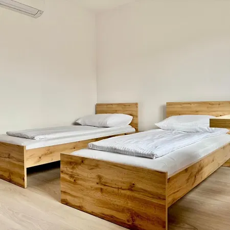 Easy Rent- Saski Point, 24h Check-in Apartamento