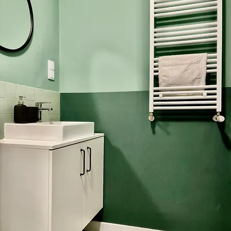 Easy Rent- Saski Point, 24h Check-in *